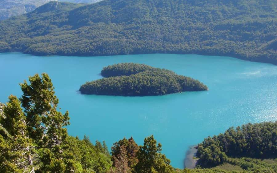 From Bariloche: Cerro Tronador Full-Day Tour - Price and logistics: is $125 per person good value?