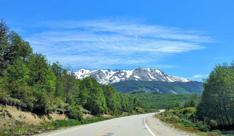 From Bariloche: San Martin de los Andes and 7 Lakes Circuit - Machonico’s dark blue calm: a quieter contrast