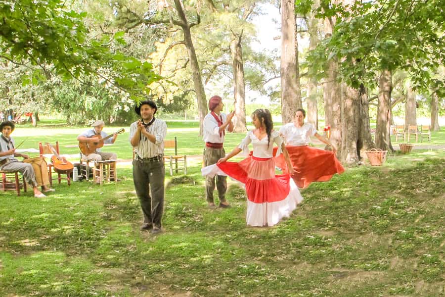 From Buenos Aires: Gaucho and Ranch Day Tour - Your estancia time: empanadas, horse or carriage ride, and pampa activities