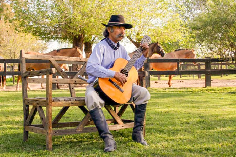 From Buenos Aires: Gaucho and Ranch Day Tour - Folklore show and the dance moments you might actually join