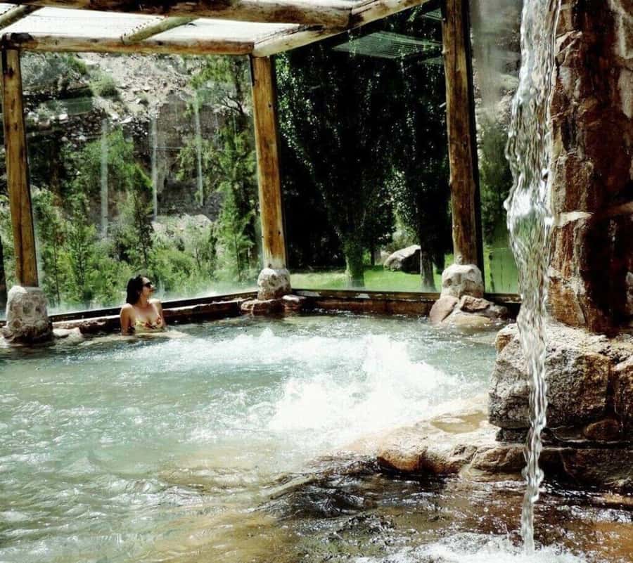 From Mendoza: Premium Spa Day at the Cacheuta Hot Springs - Crowds, queues, and how to keep your day from feeling rushed