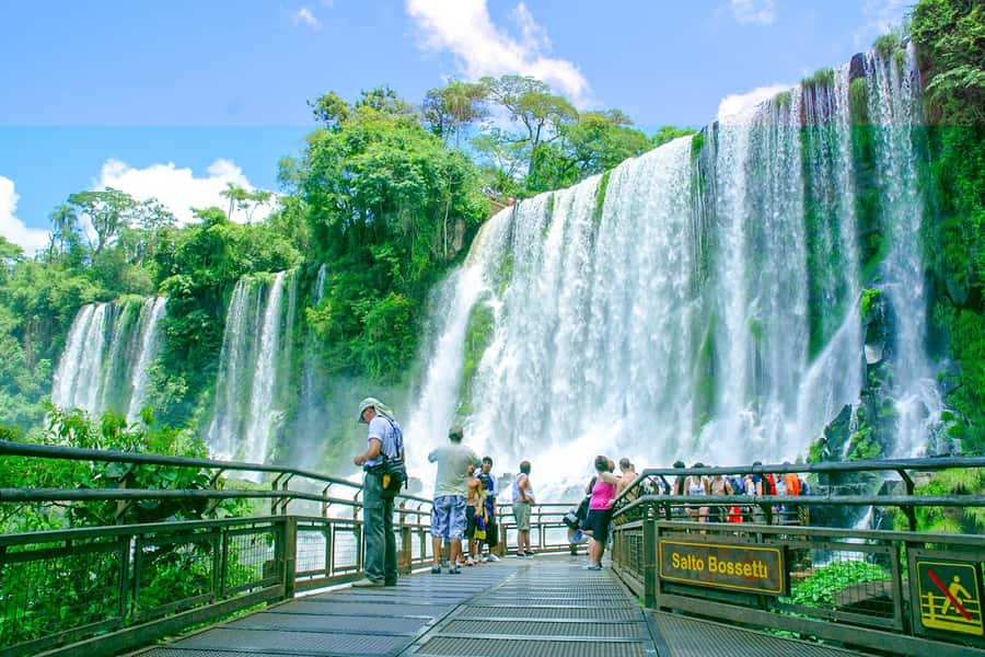 From Puerto Iguazu: Argentinian Iguazu Falls with Ticket - Return transport back to Puerto Iguazu