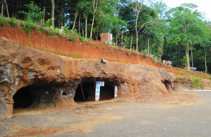 From Puerto Iguazu: San Ignacio Ruins and Wanda Mines Tour - Price and value: what you pay versus what you still need to budget