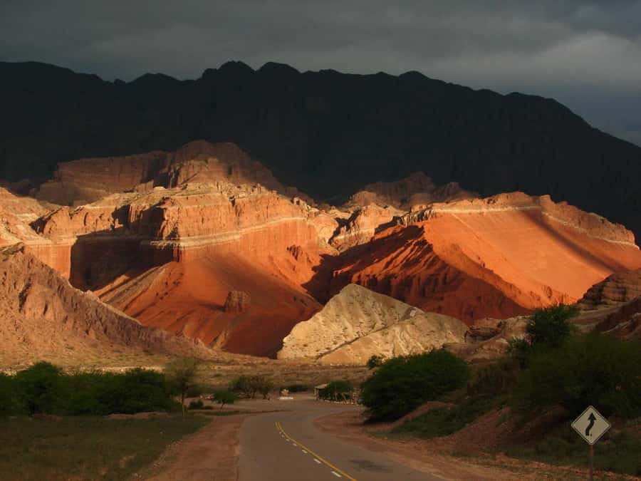 From Salta: Full-Day Tour to Cafayate with Wine Tasting - Lerma Valley tobacco country and adobe chimneys