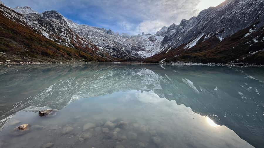From Ushuaia: Tierra del Fuego Emerald Lagoon Trekking Tour - The return route: same path, better guidance