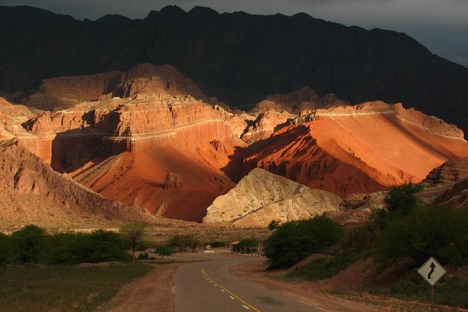 Full-day Cafayate, Lerma Valley, and Wine Tasting from Salta - 7:00 am start, pickup flow, and the comfort question