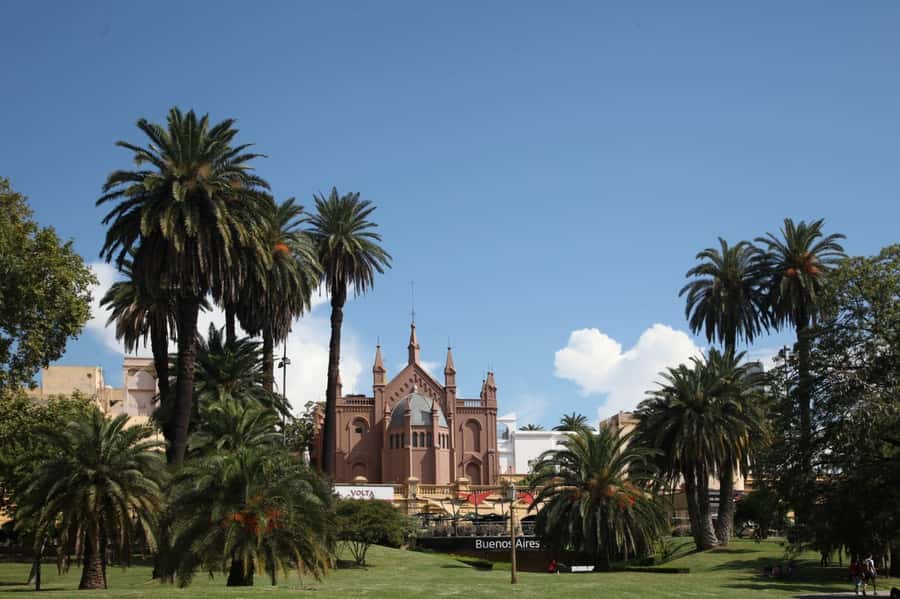 Full Day City Tour Buenos Aires, Recoleta Cemetery and Tigre - Recoleta Cemetery, Evita’s grave and the mausoleum maze