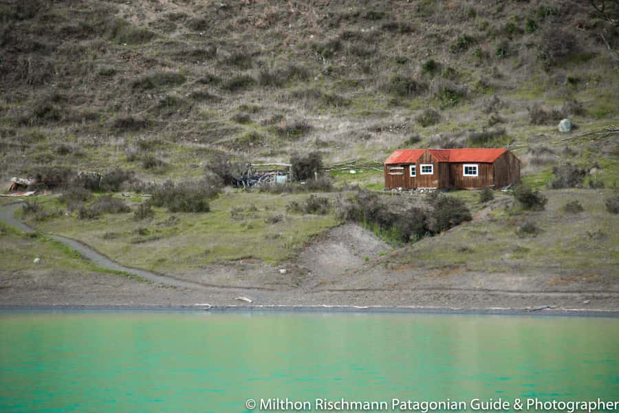 Gourmet Glacier Cruise & Footbridges of Perito Moreno - Food and comfort: the lunch box option on a long ice day