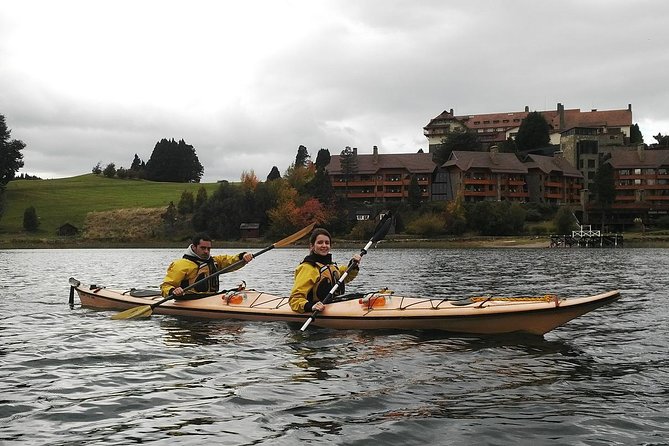 Half a day of kayaking on Lake Moreno in private service - Island of the Rabbits: a small target that makes the route memorable