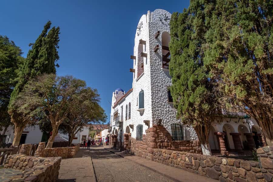 Humahuaca Valley Multicultural Tour from Salta - Huacalera And The Tropic of Capricorn: A Small Stop With Big Scale
