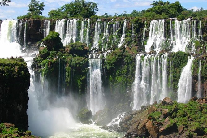 Iguazú Experience in 2 days: Argentine and Brazilian Falls - Day 2 on the Brazilian Side: Better Devil’s Throat Views and the Mist Rainbow Moment
