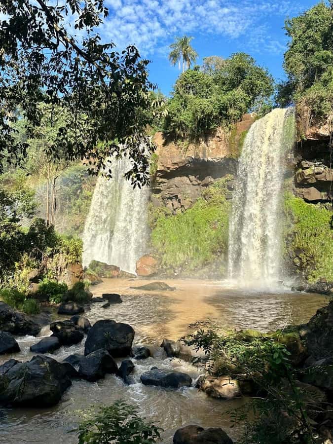 Iguazu Falls: Brazil & Argentina in One Day (Private) - Pickup timing, cars, and how the day actually moves
