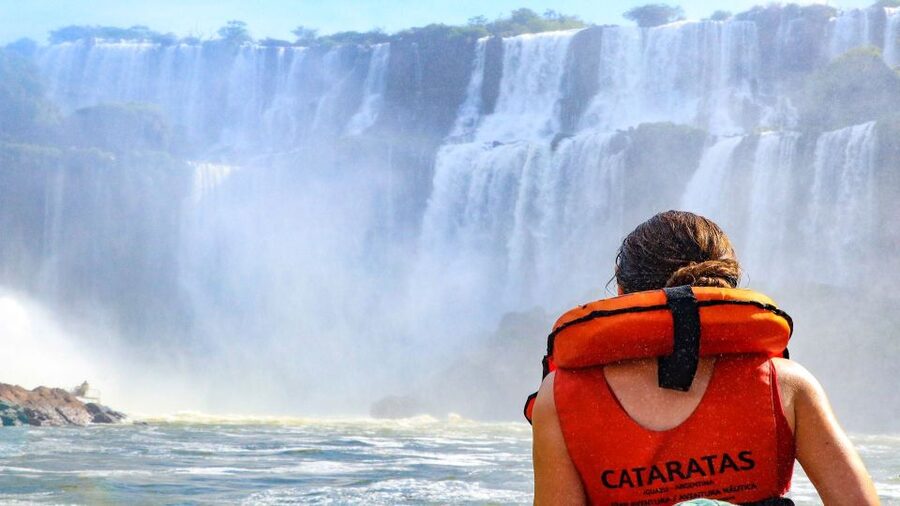 Iguazu Falls Private Day Trip from Buenos Aires - Who should book this Iguazu Falls private trip from Buenos Aires