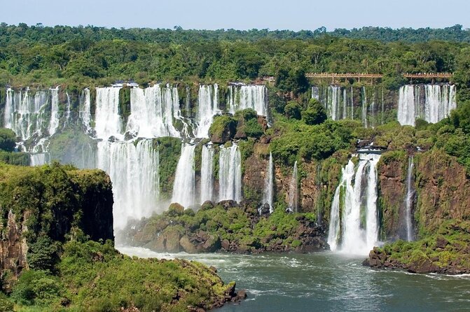 Iguazu Falls: Visit to Argentinian and Brazilian Side in two days - Day 1 reality check: trails, photos, and energy management
