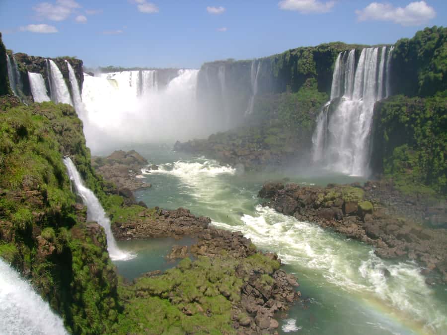 Iguazu in 2 Days: Argentina & Brazil Sides of Iguazu Falls - Why the bilingual guides make a real difference