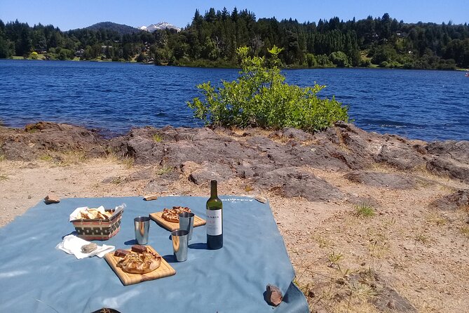 Kayak paddling adventure around Bariloche - Who this tour suits best