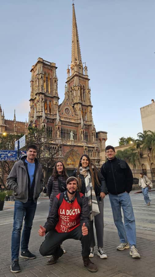 La Docta Free Walking Tour "Córdoba La Moderna". - Key things to know before you go