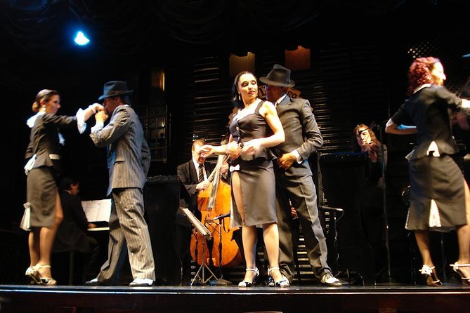 La Ventana Tango Show & Dinner with Optional Classic Bus Ride - Stop 1 at La Ventana Barrio de Tango: what to expect once you arrive