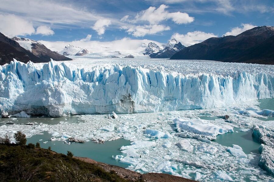 Los Glaciares National Park and Perito Moreno Glacier Tour - Ice Calving Time: How to Watch Without Waiting Forever