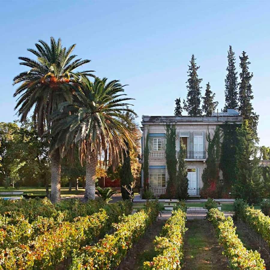 Luigi Bosca Winery Tour with Wine Tasting and Lunch - Luigi Bosca at Finca El Paraíso, the setting that makes the day