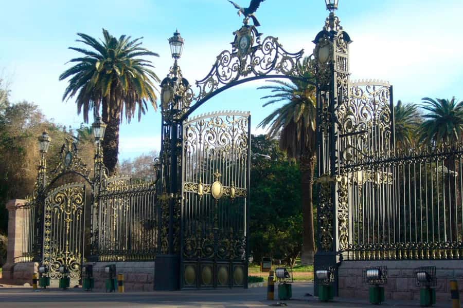 Mendoza: City tour with visit to General San Martin Park - Cerro de la Gloria: The Monument and the Payoff Views