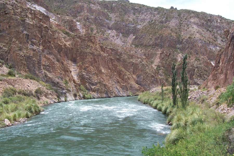 Mendoza: High Mountain Experience, a Tour through the Andes - Cerro Aconcagua viewpoint around 2,750 meters