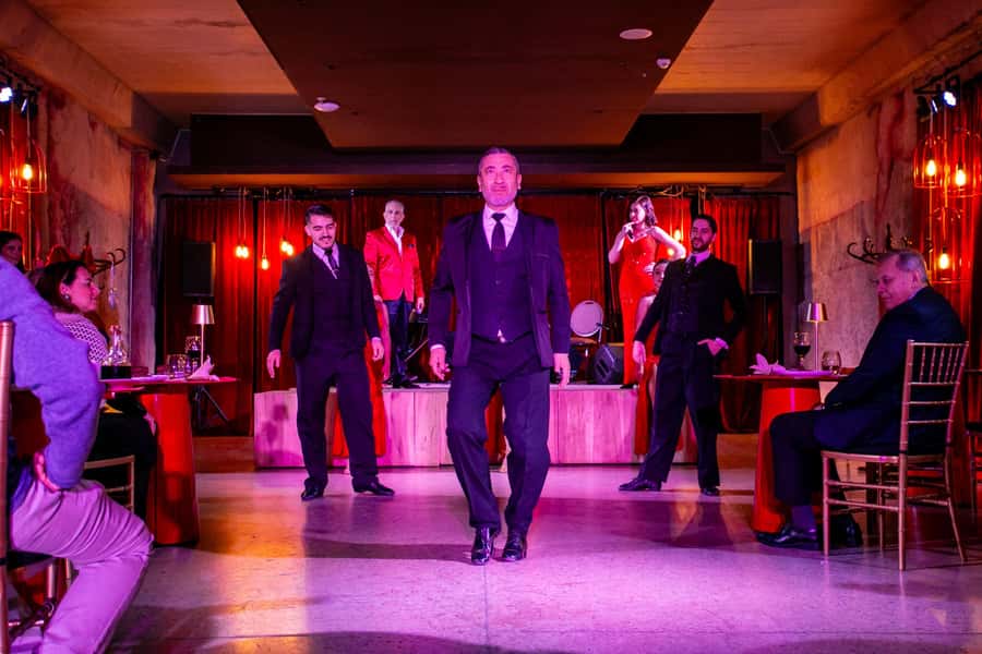 Mendoza: Tango Show with Dinner at Hualta Winery Hotel - Dinner and Argentine cuisine while the dancing keeps going
