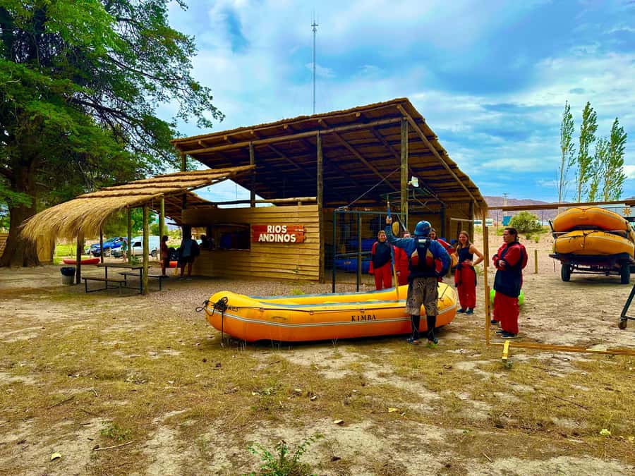 Mendoza: Trekking, Abseiling and Zipline - The partner base: lunch, pool time, and downtime