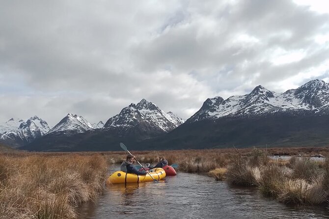 Packrafting experience along the Olivia River - The 40-minute trek through Tierra del Fuego bogs to Mariposa Lagoon