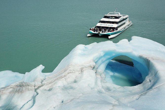 Perito Moreno boat tour from El Calafate: Glaciares Gourmet - El Puesto de Las Vacas: A Patagonian Cattle Ranch Break From the Boat