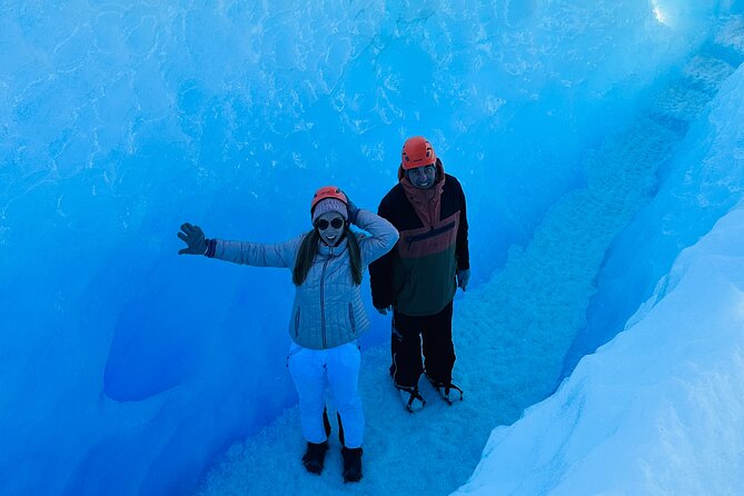 Perito Moreno Full Day Minitrekking with Transfer and Walkways - Step-by-step: from port shelter to crampons on the ice