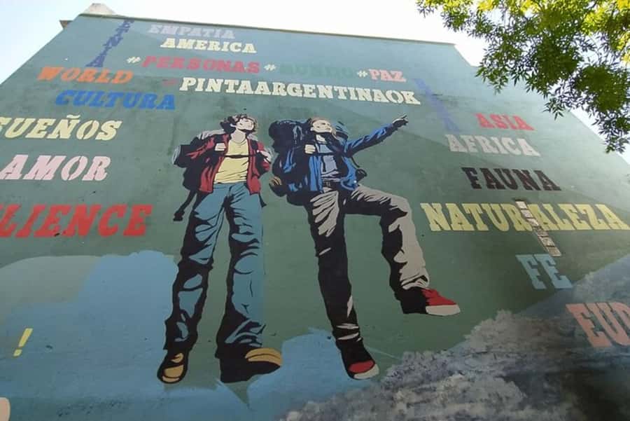 Premium Argentinian Wine and Malbec Tasting & Urban Art Tour - Getting There at Gorriti 4882 (and Double-Checking Gorriti 4886)