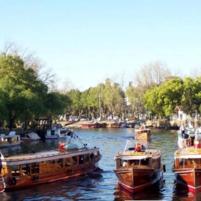 Private City Tour of Buenos Aires + Tigre Delta - Recoleta and El Ateneo: Artsy Buenos Aires with Guided Time