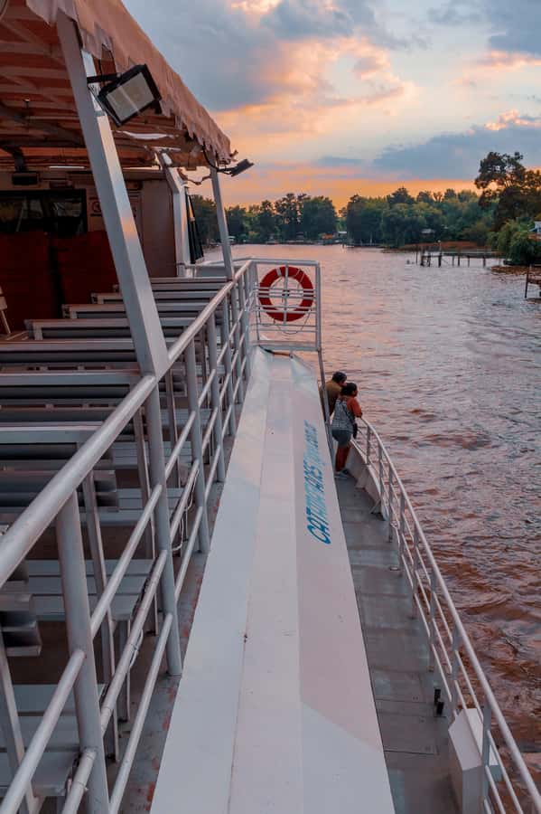 Private Day Trip to Tigre Delta from Buenos Aires - Restaurante Vivanco snack stop, and why it matters