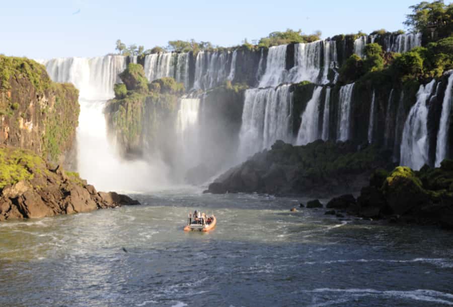 Puerto Iguazu: Argentine Falls & Great Adventure Boat - Who this adventure suits, and who should skip it