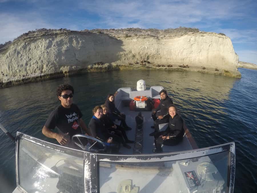PUERTO MADRYN , SNORKELING WITH SEA LIONS - Meeting Point and Getting Ready at Bajada 2