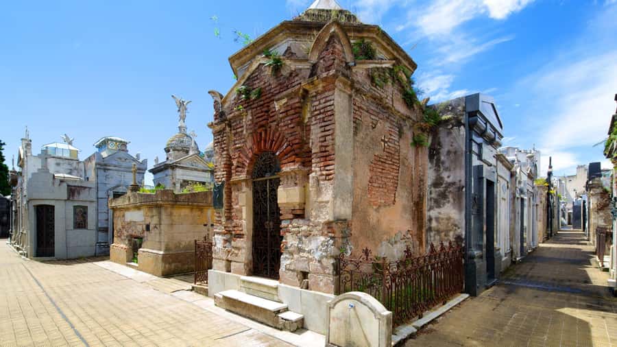 Recoleta & Cemetery for curious people - Mansión Estrugamou (Casa Basavilbaso): When Families Became Institutions