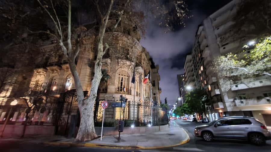 Recoleta Walking Tour and Live Jazz Show - Plaza Francia, Iglesia del Pilar, and the Stops That Teach You How to Look