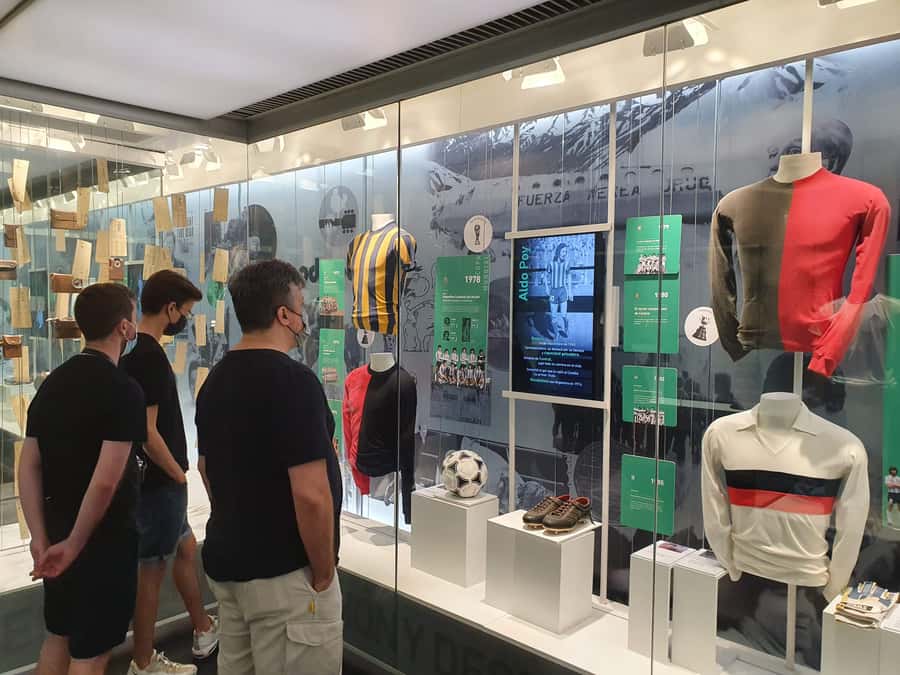 Rosario: Newell's Old Boys Football Match and Messi Tour - What to bring, what to wear, and small rules that matter