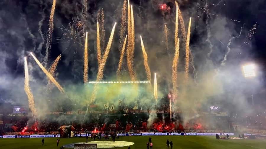 Rosario: Newell's Old Boys Football Match and Messi Tour - La Bajada first, where Messi’s roots are still visible