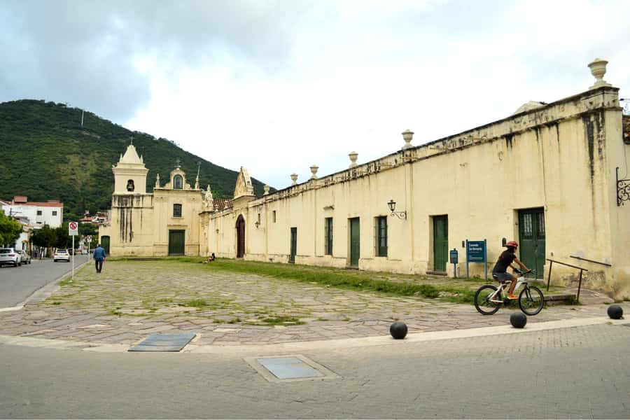 Salta: 4-Hour Guided Highlights City Tour - Plaza 9 de Julio first, then the Cathedral zone