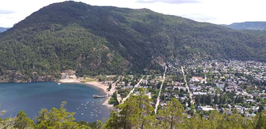San Martin de los Andes along the Route of the 7 Lakes - Puerto Manzano and Villa La Angostura: the calm before the seven-lake spectacle