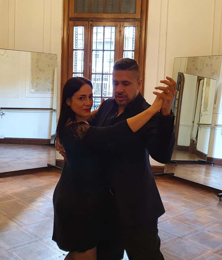 Tango Lesson in Buenos Aires with professional dancers - Key things that make this tango lesson worth your time