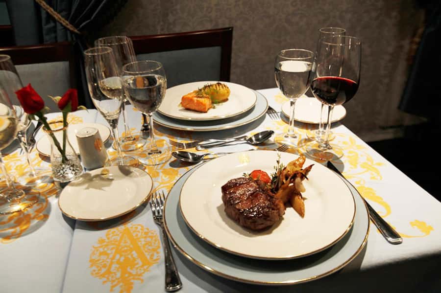 Tango Show at Café de los Angelitos - Transfers and Downtown Buenos Aires Hotel Pickup: Smooth When It Clicks