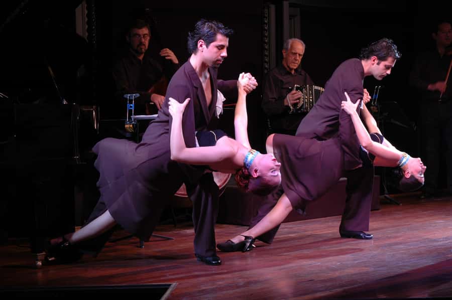 Tango Show at El Querandi with optional Dinner - The 90-minute tango show: what to watch in the main hall