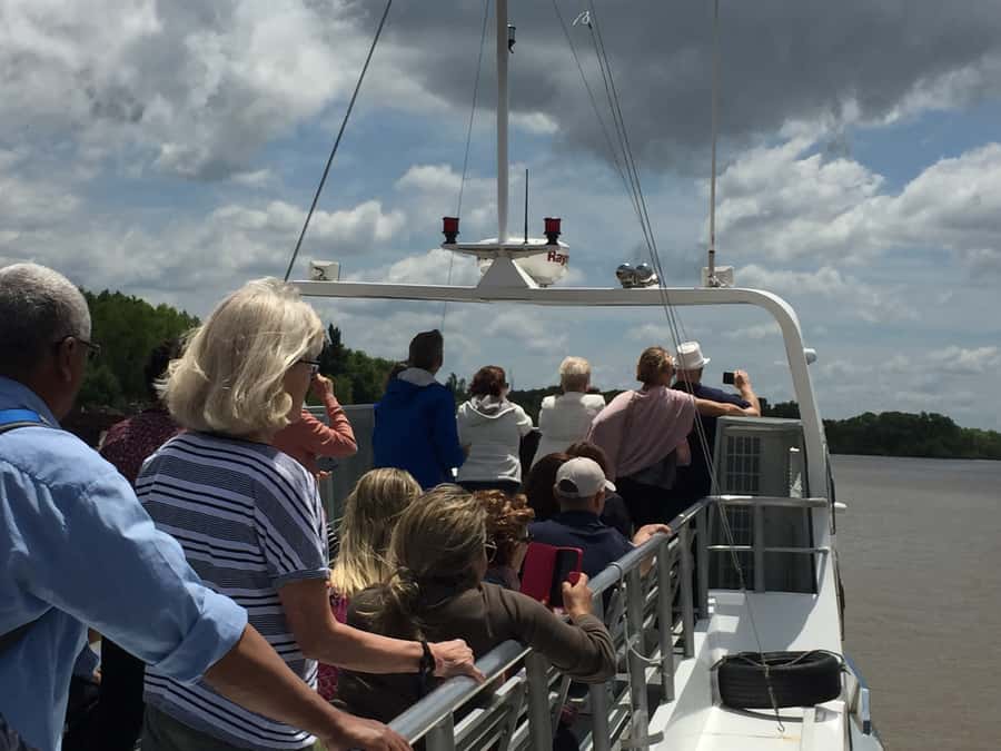 Tigre Delta: Half-Day Tour and Boat Trip - Coach Along the Rio de la Plata, Then Straight to San Isidro