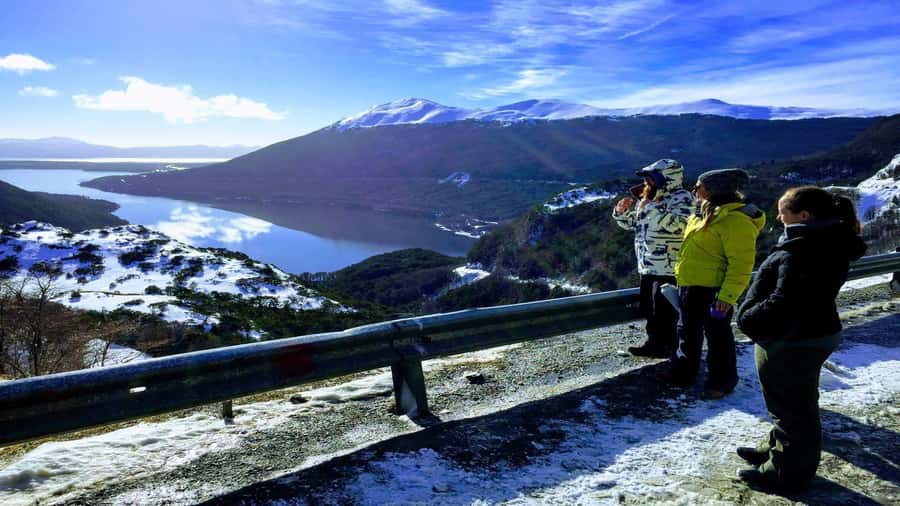 Ushuaia 4WD Off-Road Adventure: Hidden Lakes & Argentine BBQ - Leaving Ushuaia via Route 3 and Garibaldi Pass