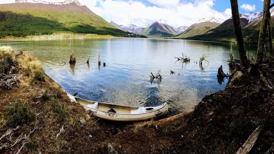 Ushuaia 4WD Off-Road Adventure: Hidden Lakes & Argentine BBQ - Who this is for, and who should pass