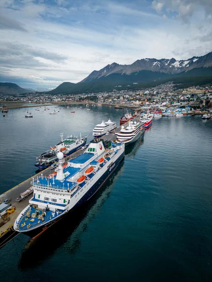 USHUAIA | City Tour + Martial Glacier Reserve - Old prison and the Maritime and Prison Museum stop