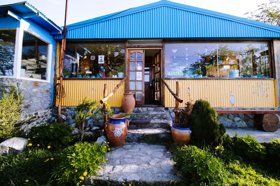 Ushuaia: Escondido & Fagnano Lakes Tour AM - Lunch planning: you control the cost and the pace